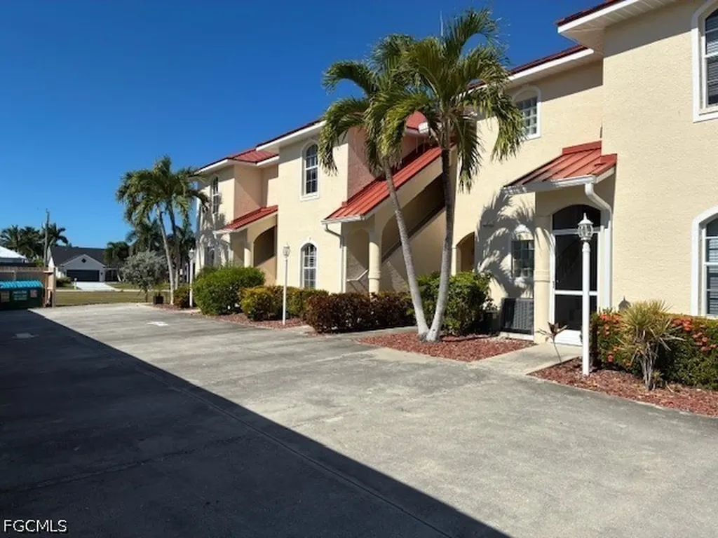 5410 Chiquita Boulevard S Cape Coral FL 33914