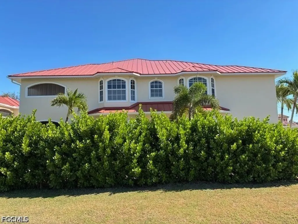 5410 Chiquita Boulevard S Cape Coral FL 33914