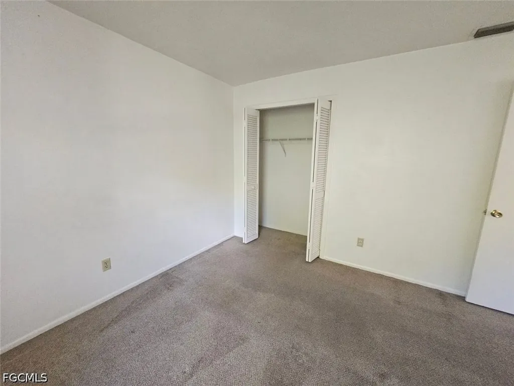 626 SE 13th Court Cape Coral FL 33990