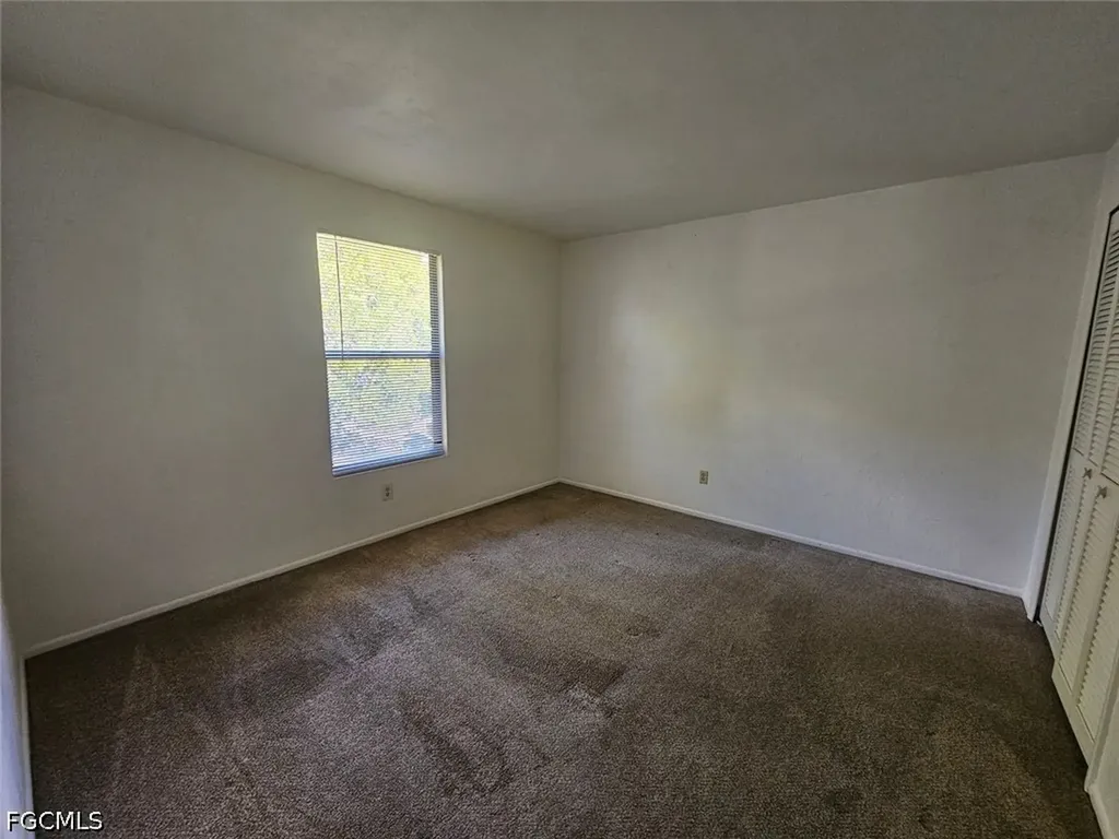 626 SE 13th Court Cape Coral FL 33990