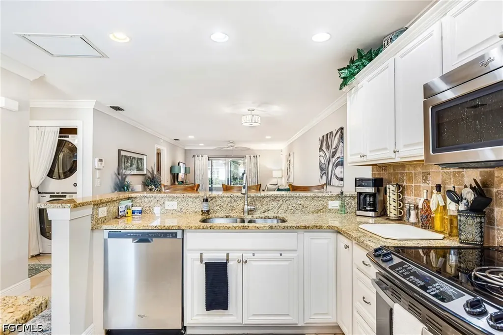 6834 Bogey Drive Fort Myers FL 33919