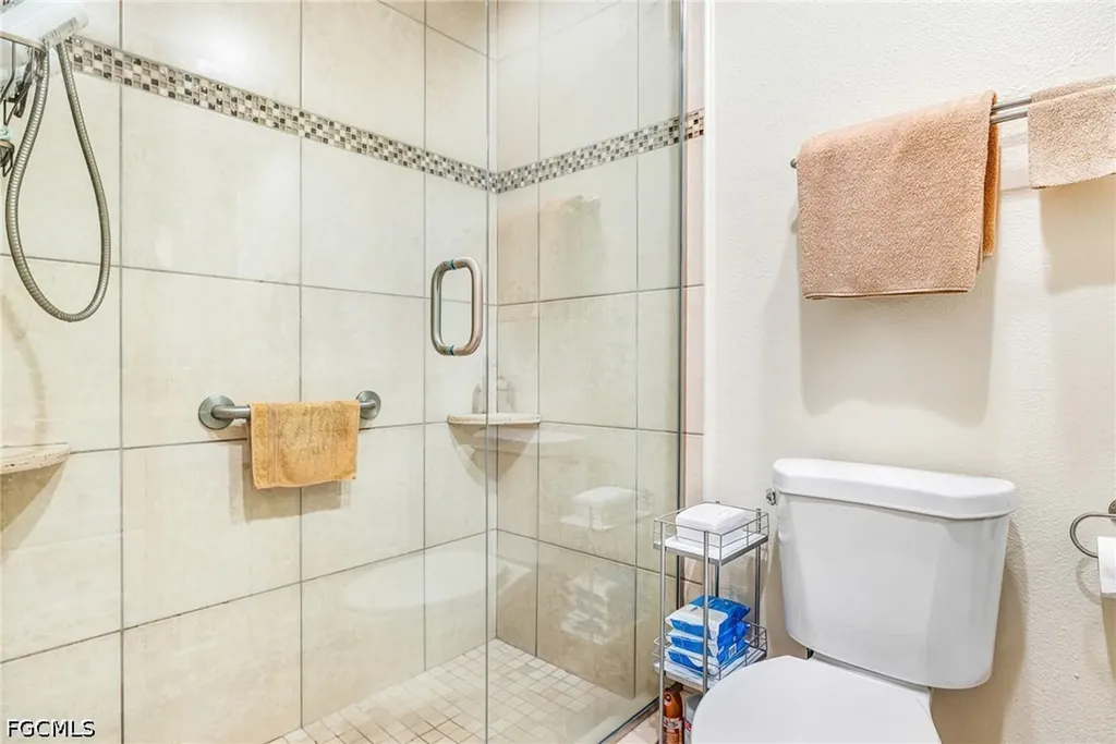 6834 Bogey Drive Fort Myers FL 33919