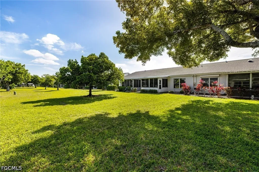 6834 Bogey Drive Fort Myers FL 33919