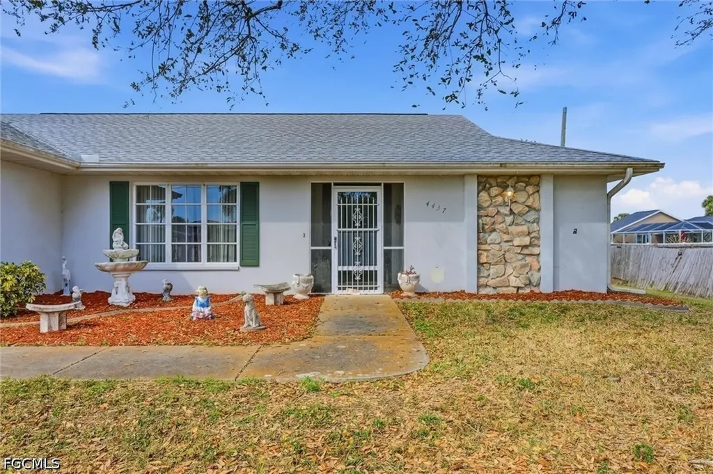 4437 Wynkoop Circle Port Charlotte FL 33948