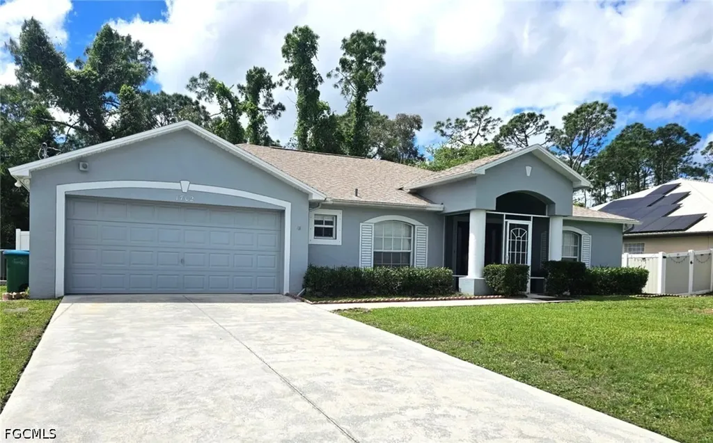 1702 NE 33rd Street Cape Coral FL 33909