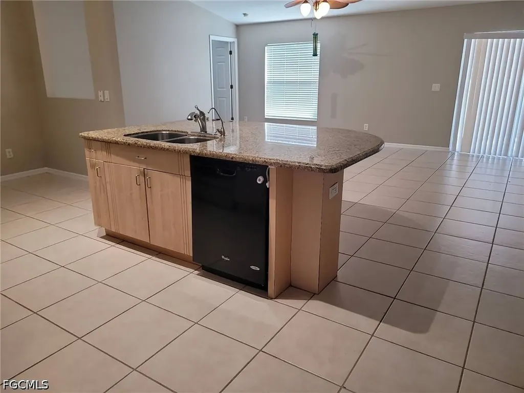 1702 NE 33rd Street Cape Coral FL 33909
