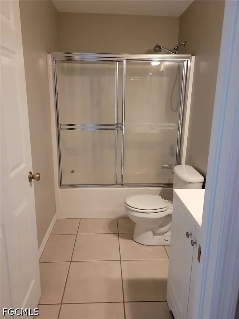 1702 NE 33rd Street Cape Coral FL 33909
