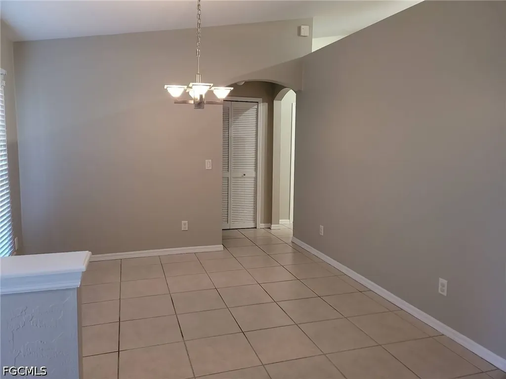 1702 NE 33rd Street Cape Coral FL 33909
