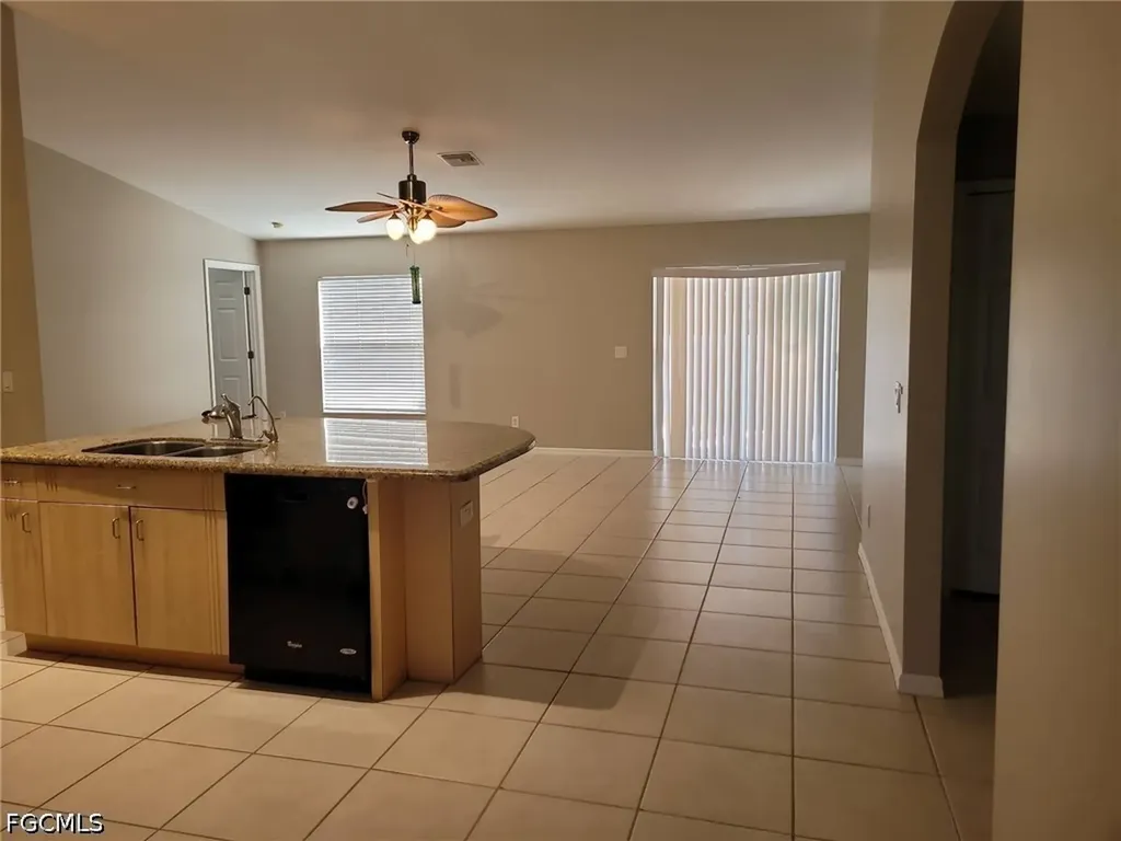 1702 NE 33rd Street Cape Coral FL 33909