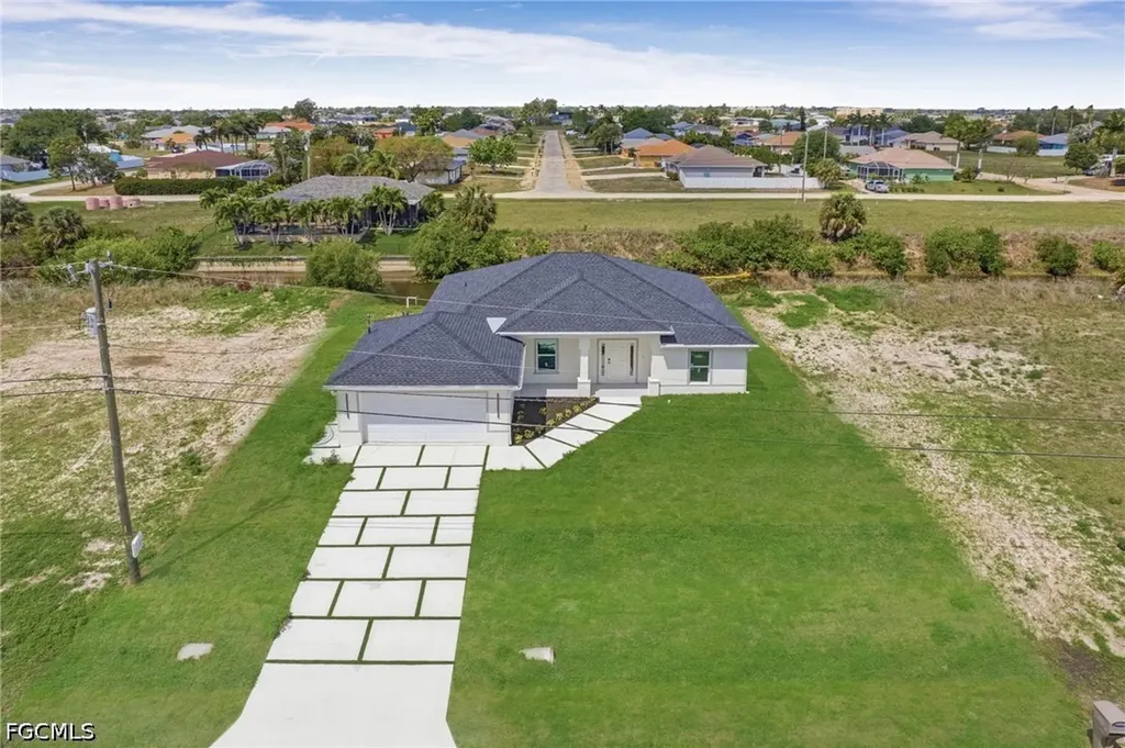 1414 NE 21st Avenue Cape Coral FL 33909