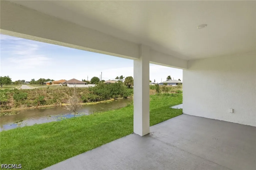 1414 NE 21st Avenue Cape Coral FL 33909