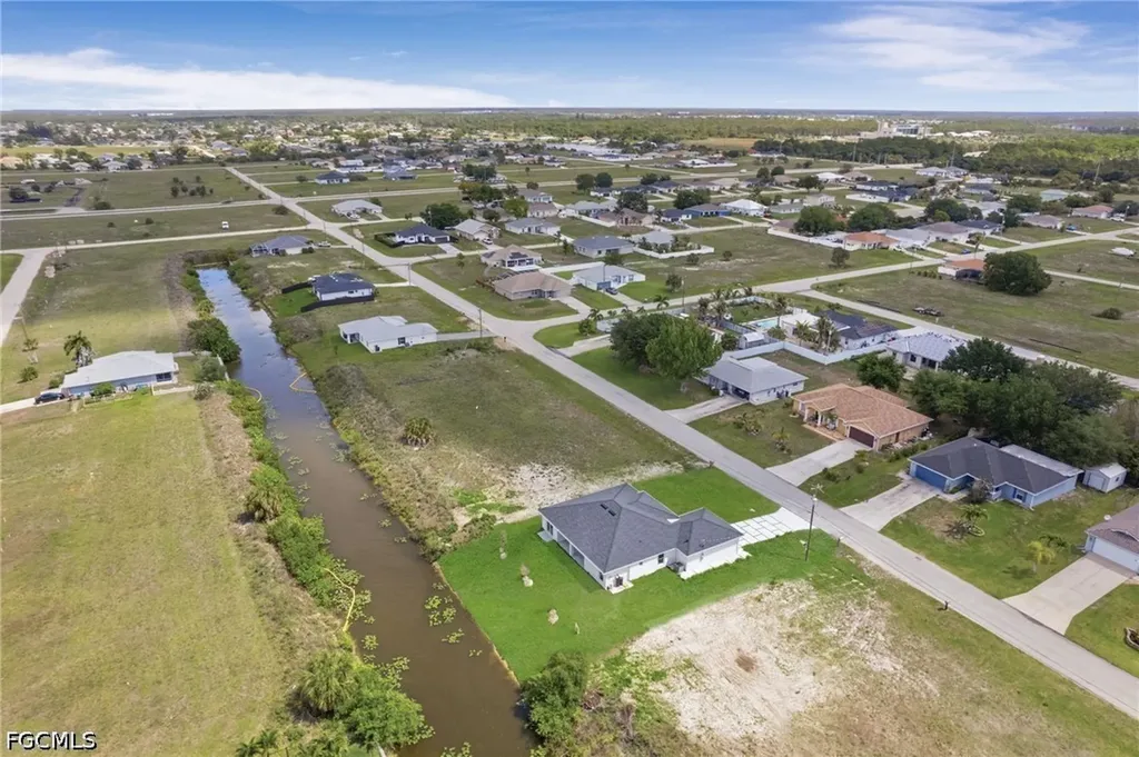 1414 NE 21st Avenue Cape Coral FL 33909