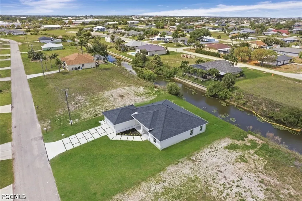 1414 NE 21st Avenue Cape Coral FL 33909