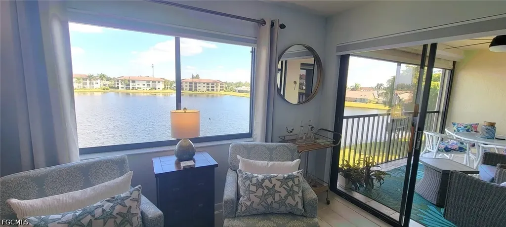 Fort Myers FL, 11250 Caravel Circle, Unit 306