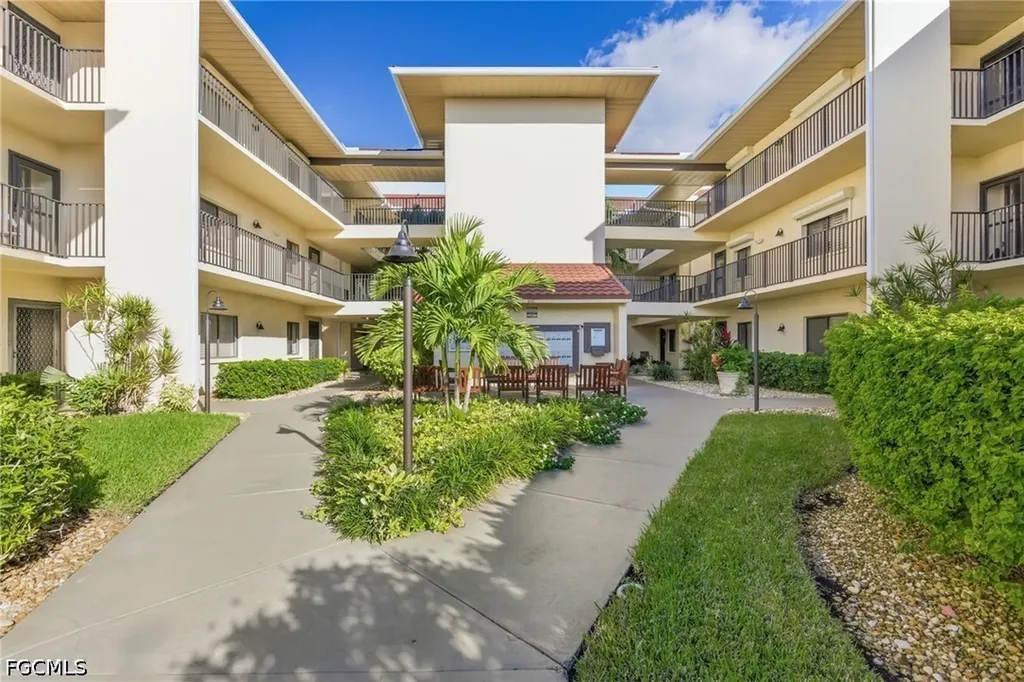 11250 Caravel Circle Fort Myers FL 33908