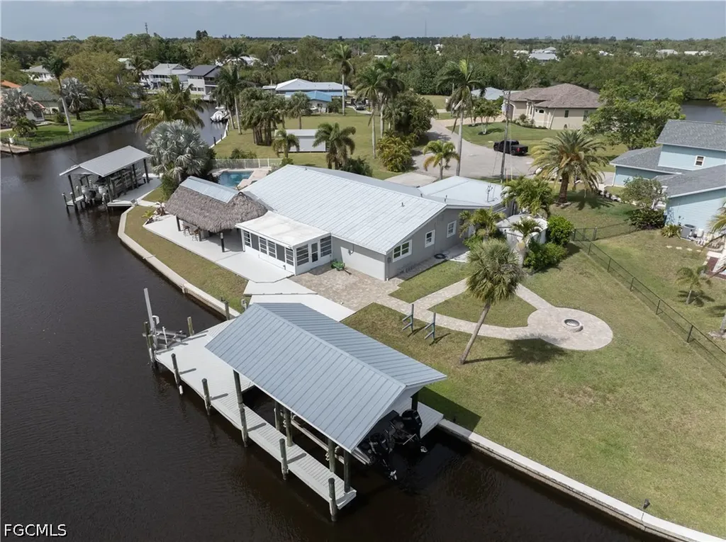 416 Seaworthy Road North Fort Myers FL 33903