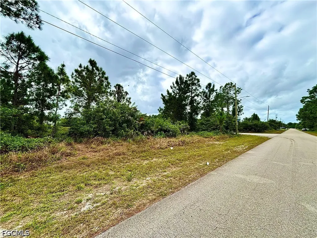 517 Osage Avenue S Lehigh Acres FL 33974