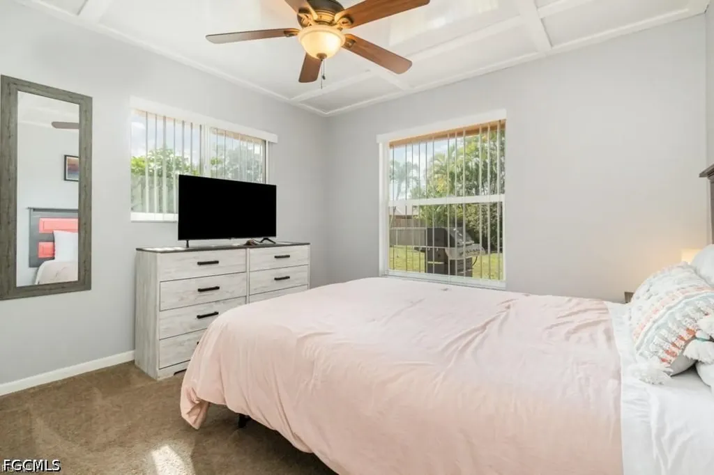 922 SE 25th Lane Cape Coral FL 33904