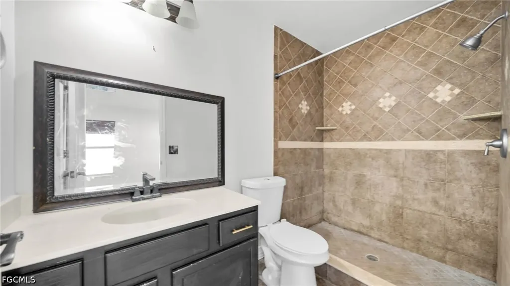 918 Acroft Avenue Lehigh Acres FL 33971