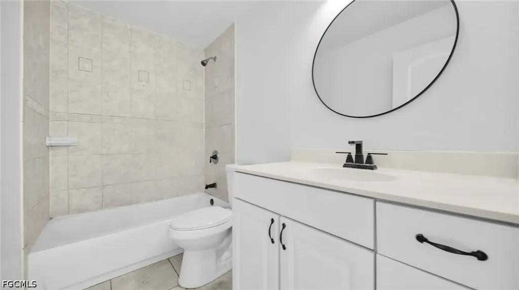 918 Acroft Avenue Lehigh Acres FL 33971