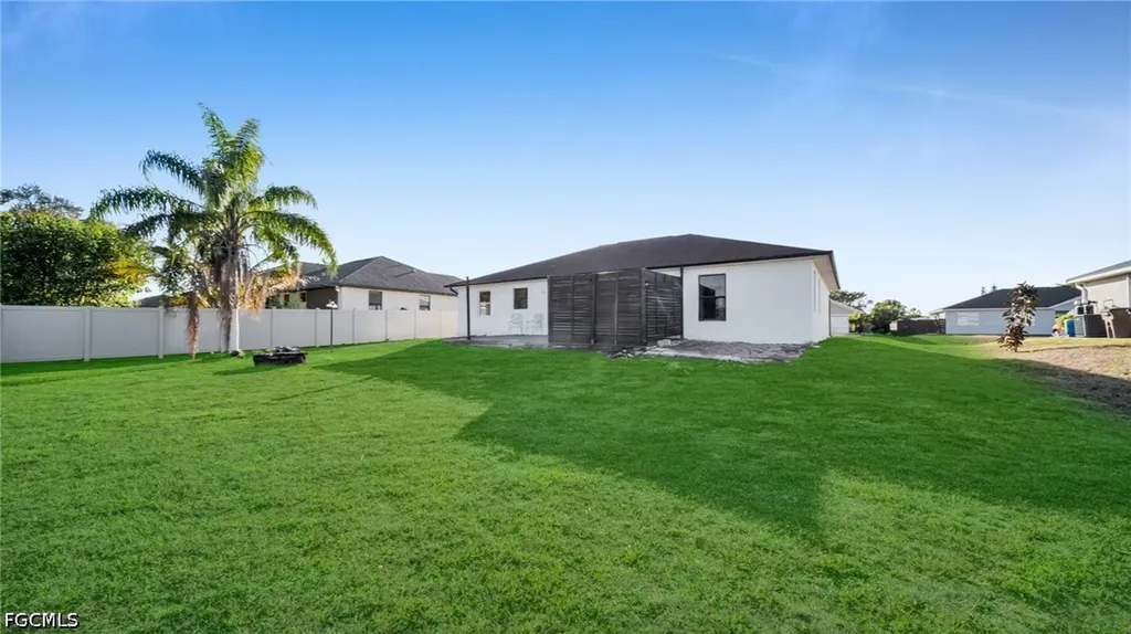 918 Acroft Avenue Lehigh Acres FL 33971