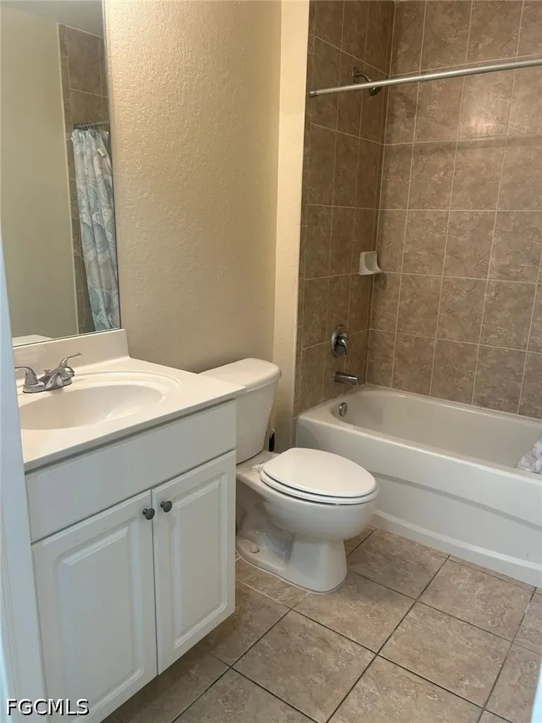 1910 Santa Barbara Boulevard Cape Coral FL 33991