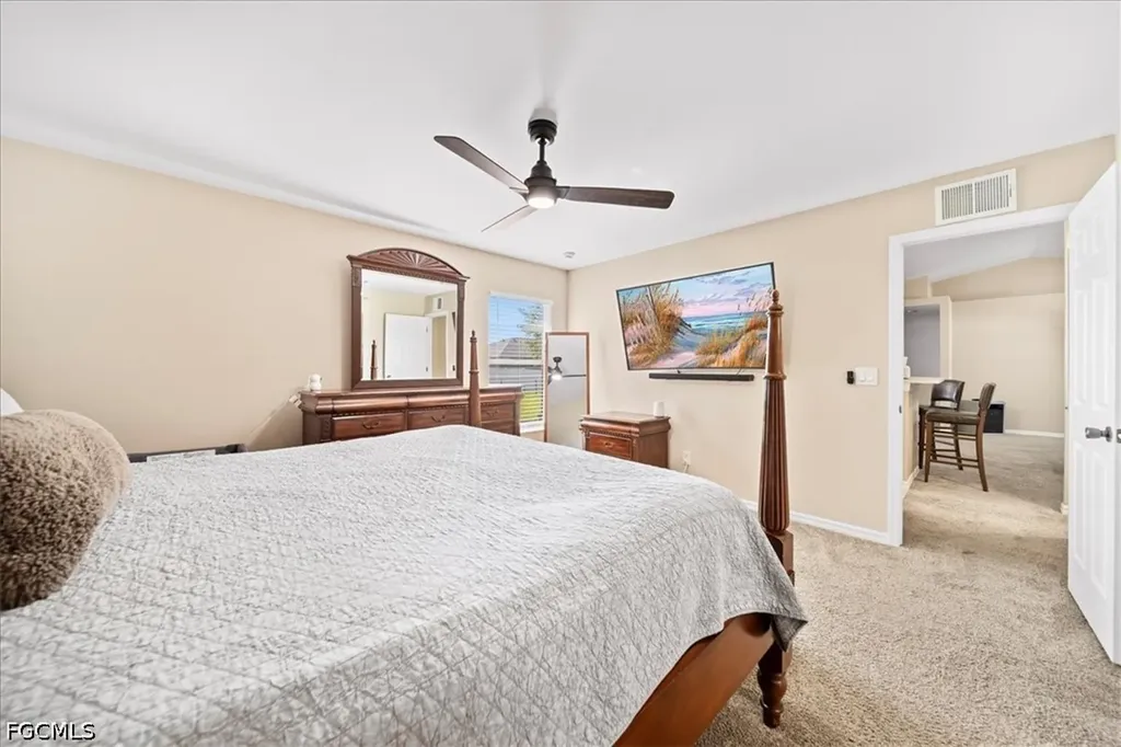 2525 NW 21st Avenue Cape Coral FL 33993
