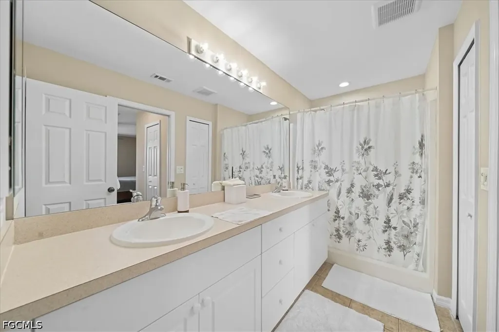 2525 NW 21st Avenue Cape Coral FL 33993