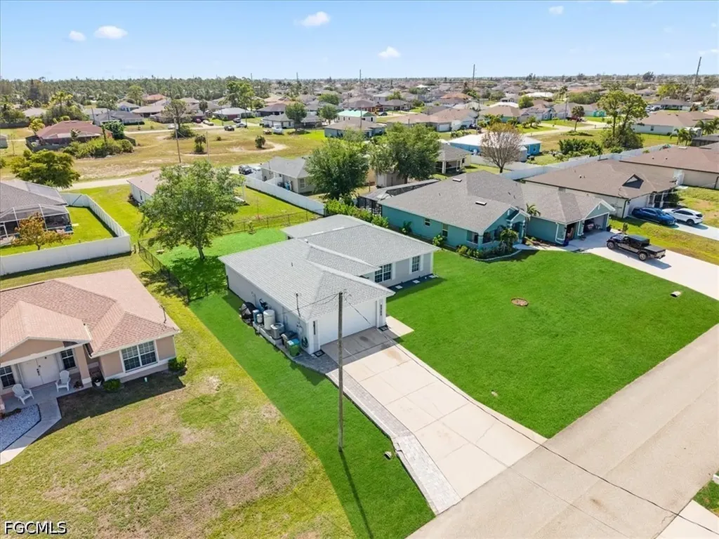 2525 NW 21st Avenue Cape Coral FL 33993