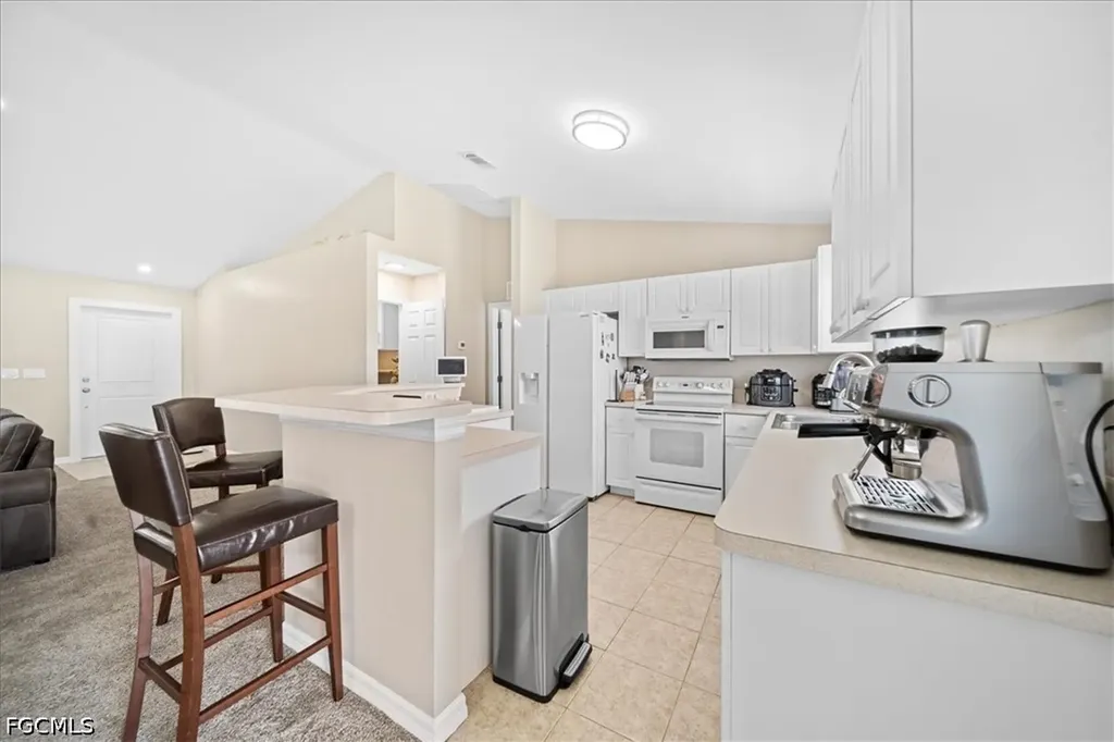 2525 NW 21st Avenue Cape Coral FL 33993