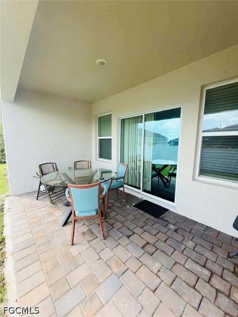2908 NW 9th Street Cape Coral FL 33993