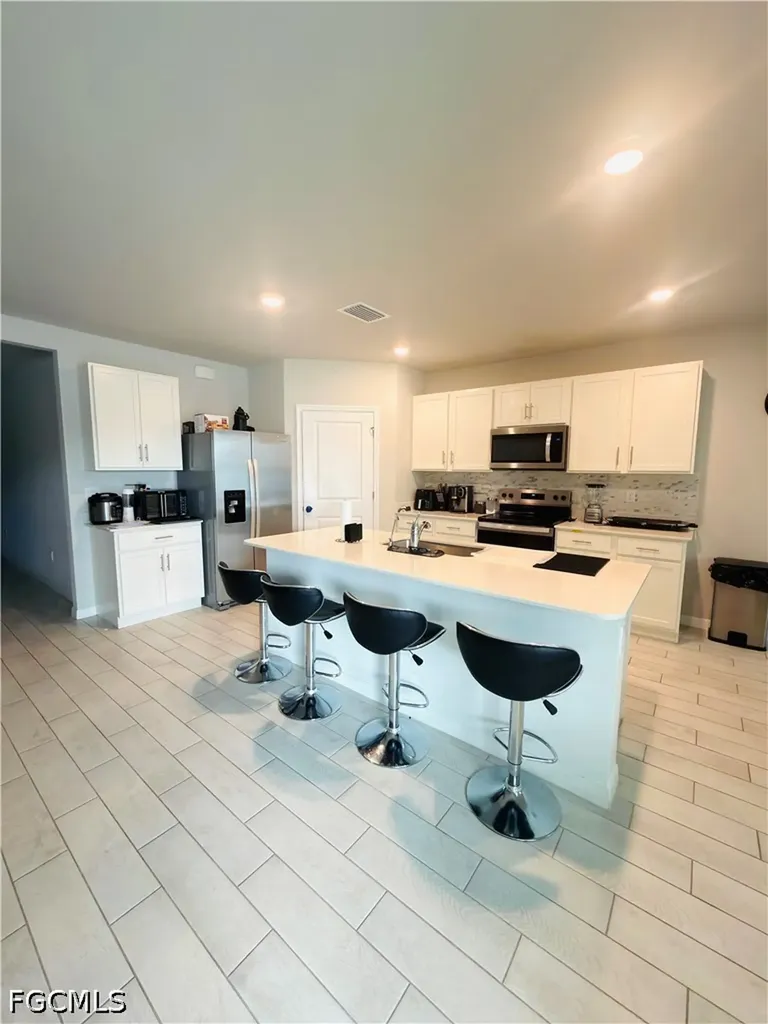 2908 NW 9th Street Cape Coral FL 33993