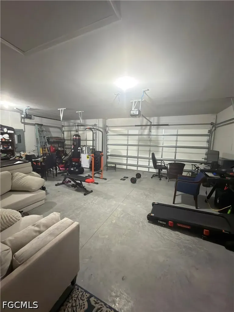 2908 NW 9th Street Cape Coral FL 33993