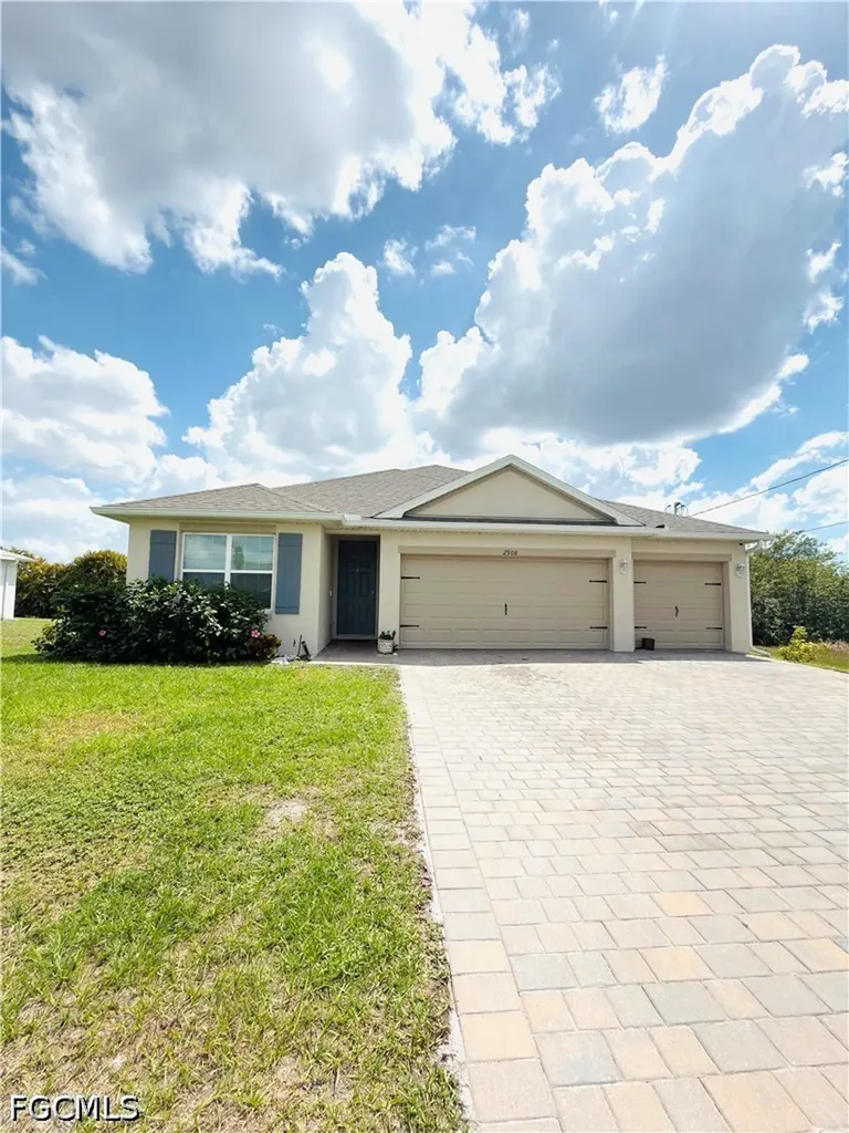 2908 NW 9th Street Cape Coral FL 33993