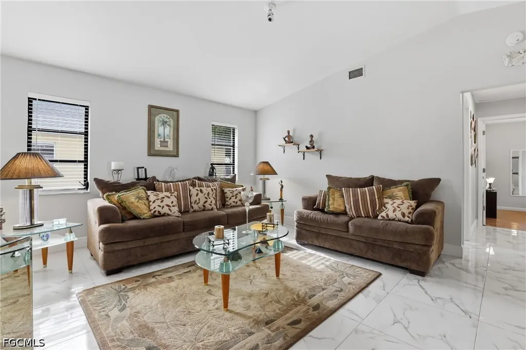 1302 SE 18 Street Cape Coral FL 33990