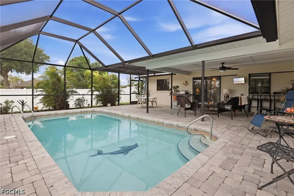 1302 SE 18 Street Cape Coral FL 33990