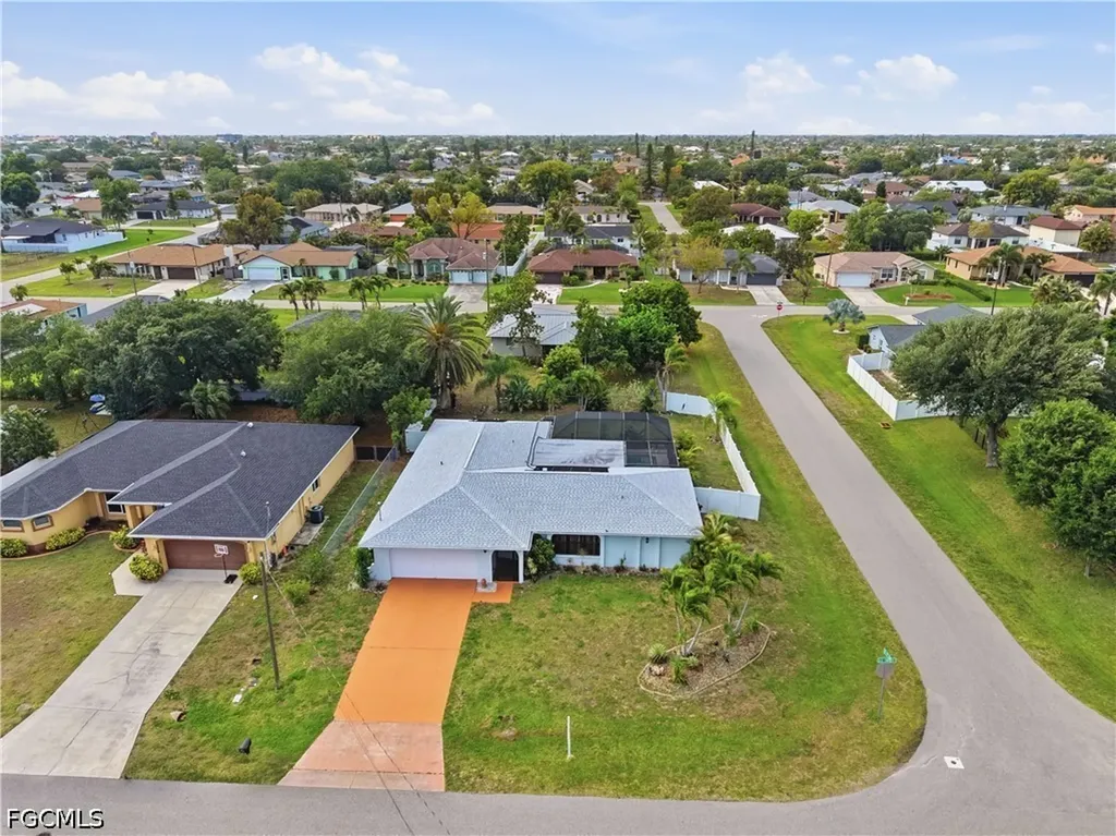 1302 SE 18 Street Cape Coral FL 33990