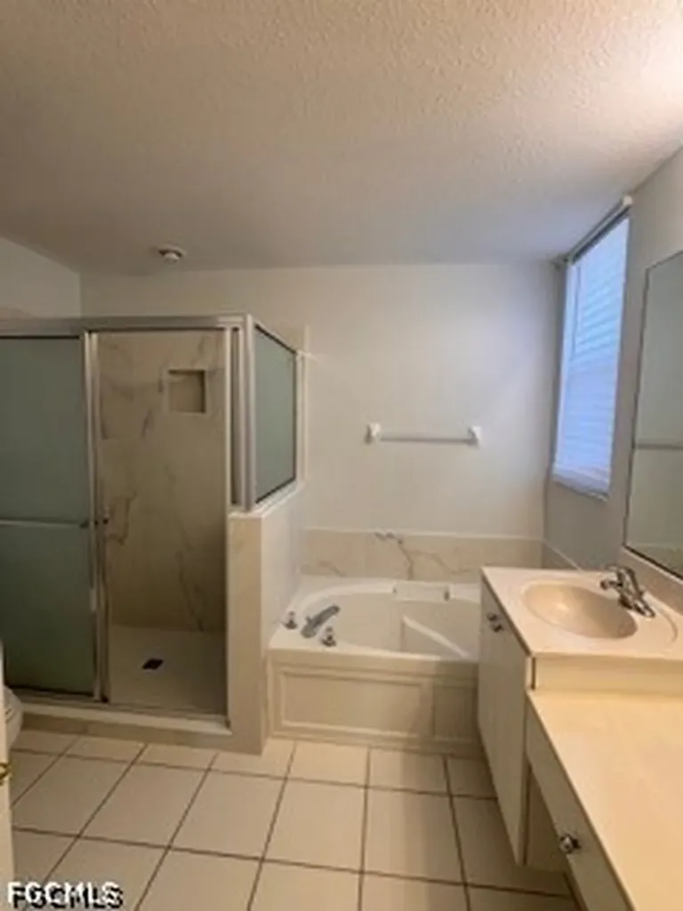 Fort Myers FL 33908