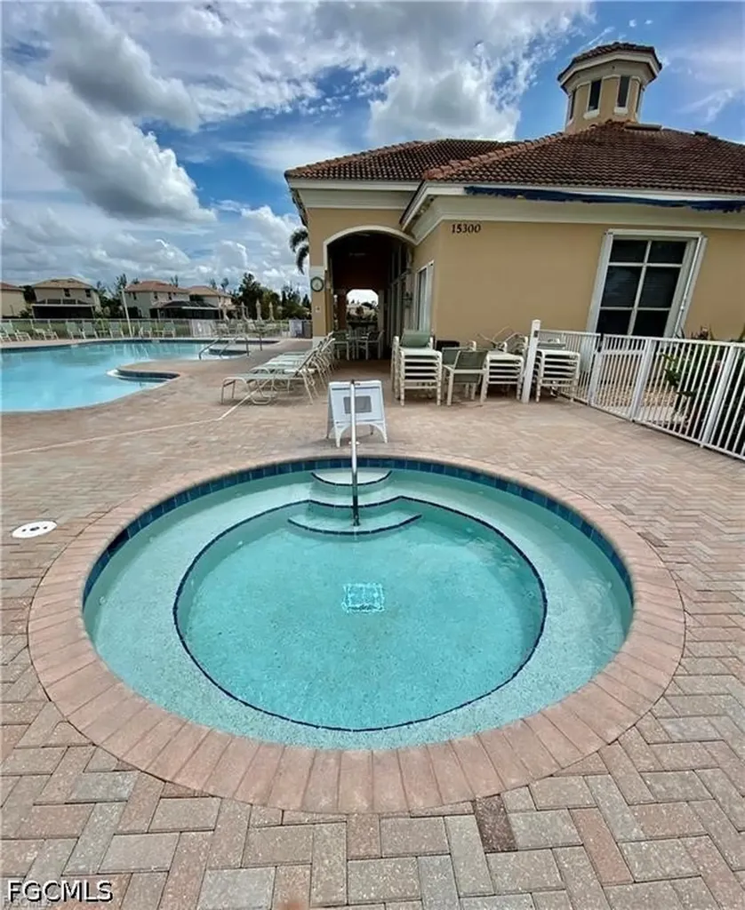 Fort Myers FL 33908