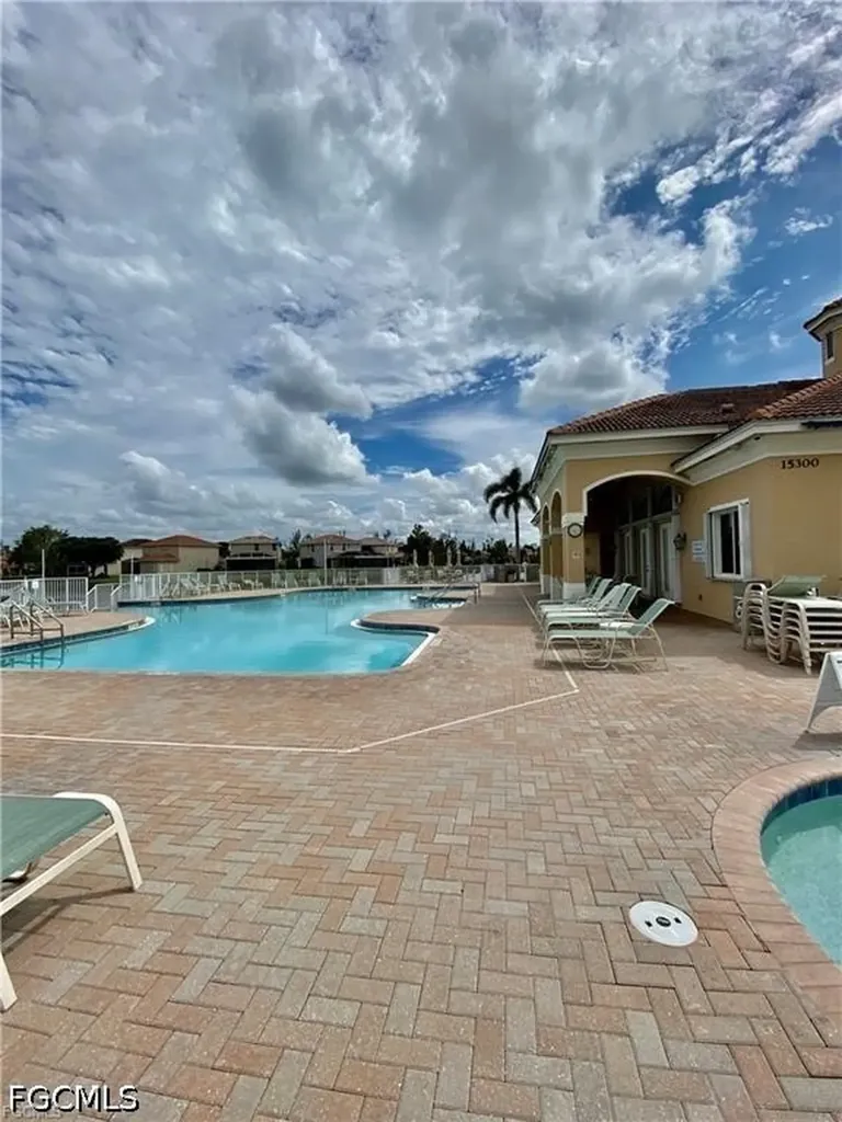 Fort Myers FL 33908
