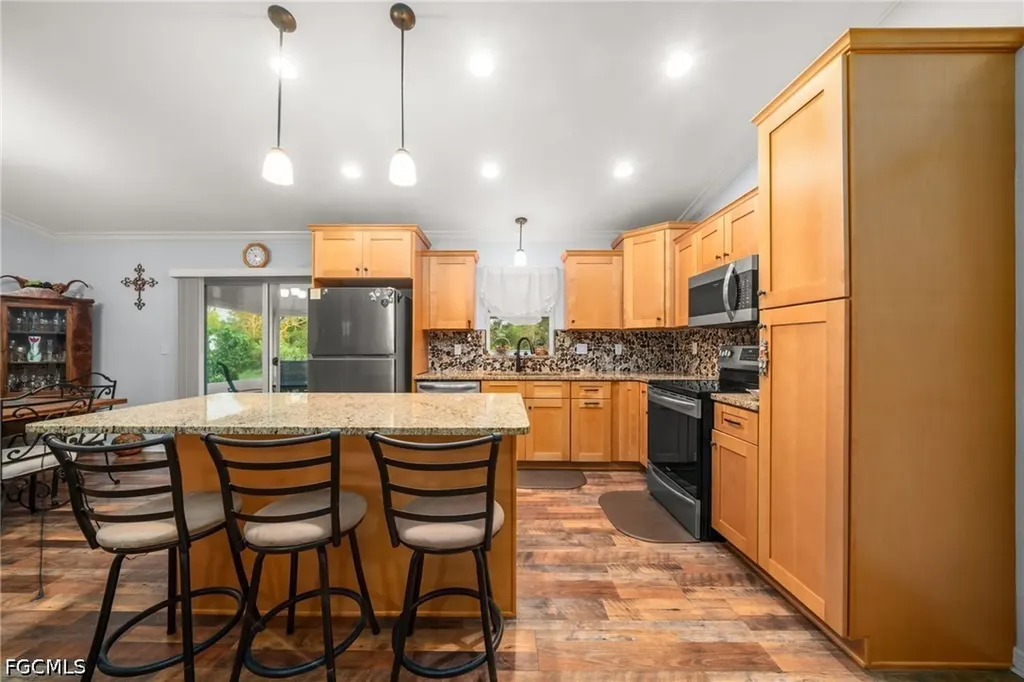 112 Bimini Street NE Lake Placid FL 33852