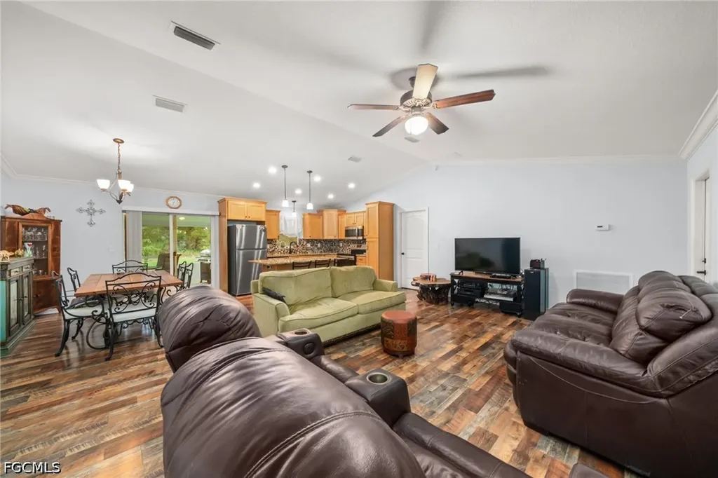 112 Bimini Street NE Lake Placid FL 33852
