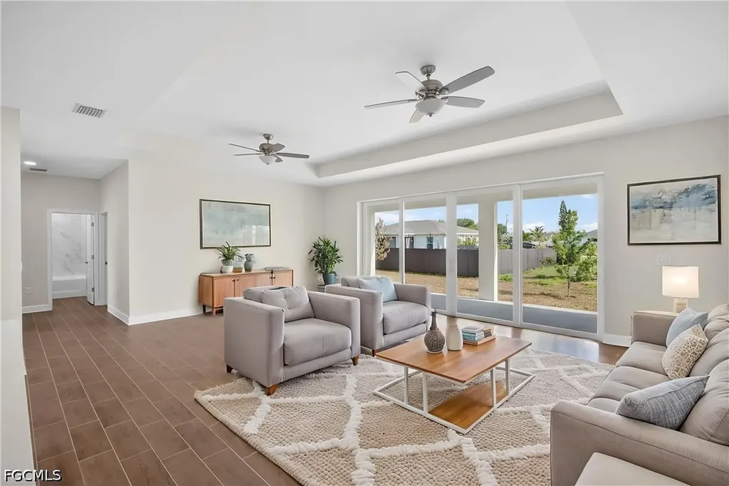 430 NW 14th Street Cape Coral FL 33993