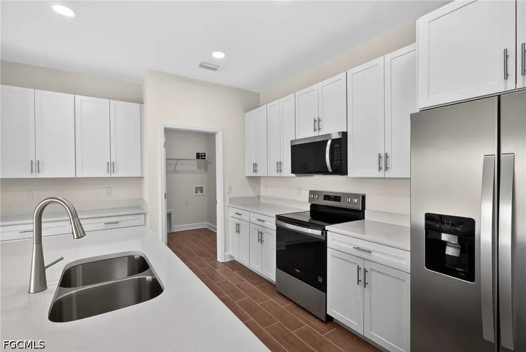 430 NW 14th Street Cape Coral FL 33993