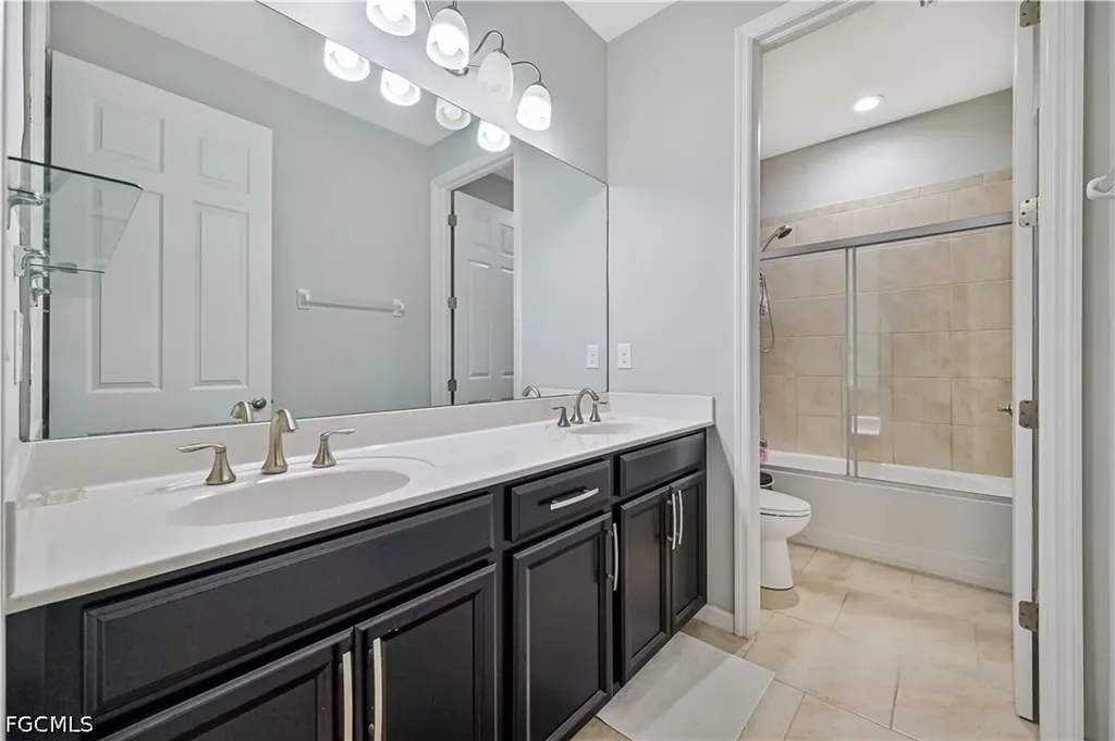 3587 Brittons Court Fort Myers FL 33916