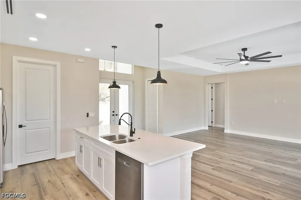 1406 NW 19th Street Cape Coral FL 33993