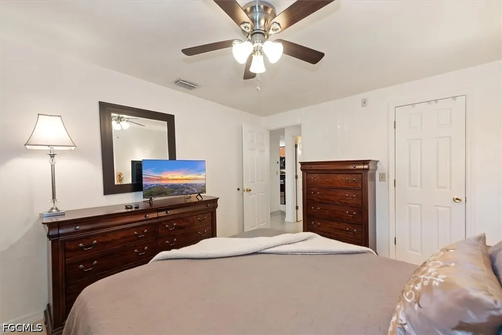 9380 Lennex Lane Fort Myers FL 33919