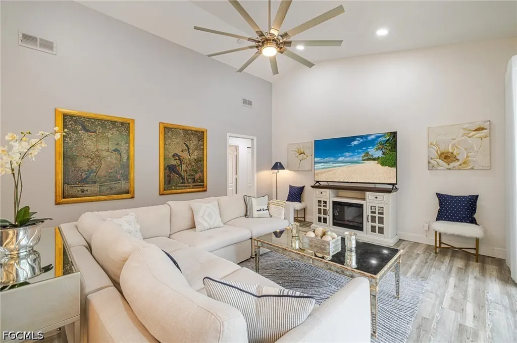 1059 Briarwood Boulevard Naples FL 34104