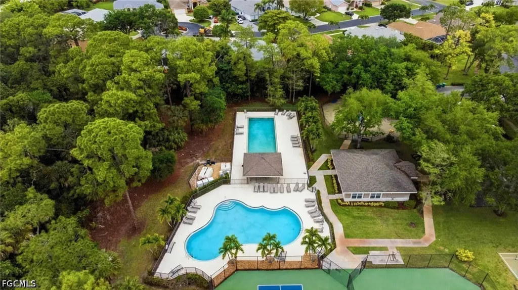 1059 Briarwood Boulevard Naples FL 34104