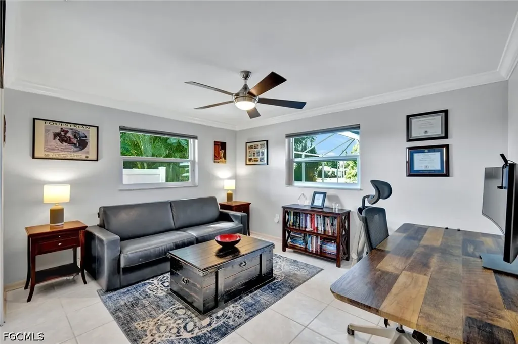 4232 SE 8th Place Cape Coral FL 33904